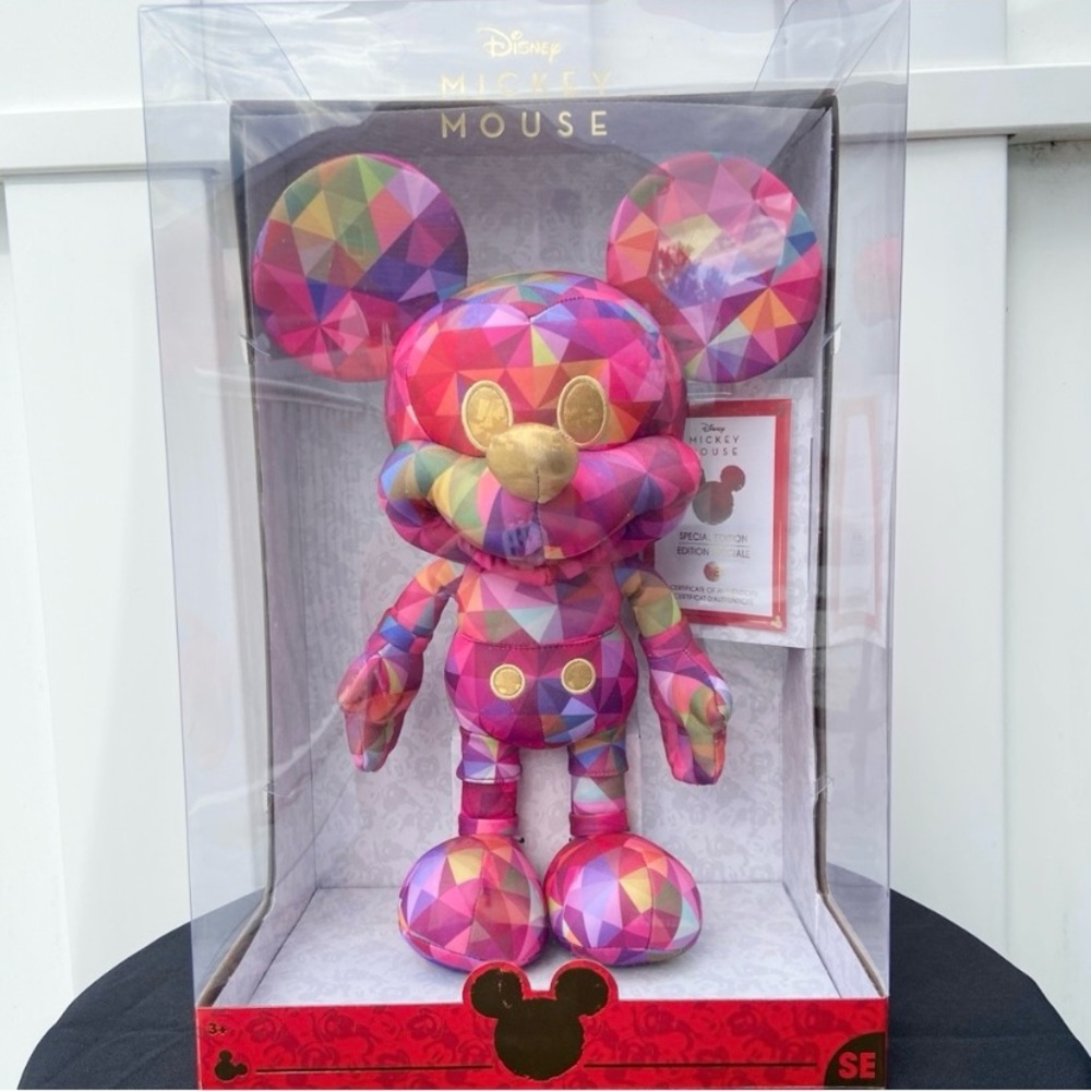 Disney Year of The Mouse Collector Plush Kaleidoscope of Color Mickey Mouse NEW
